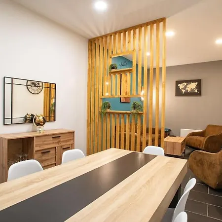 Le Chill House Centre *